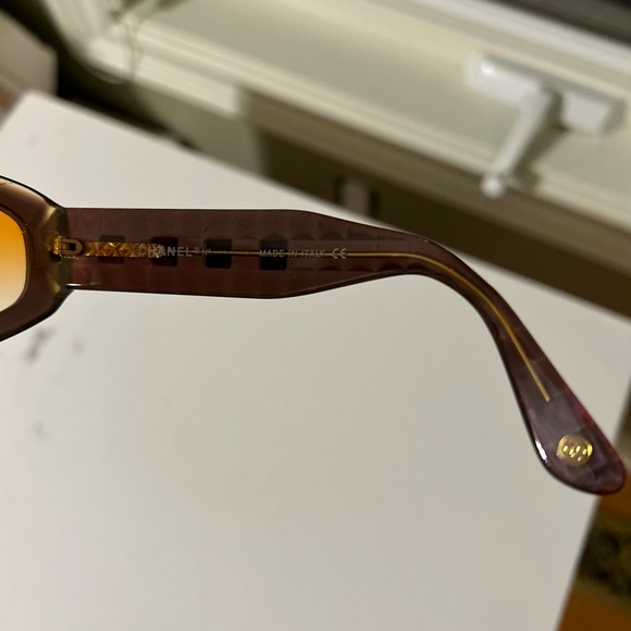 Authentic vintage Chanel 5029 sunglasses - Picture 10 of 15